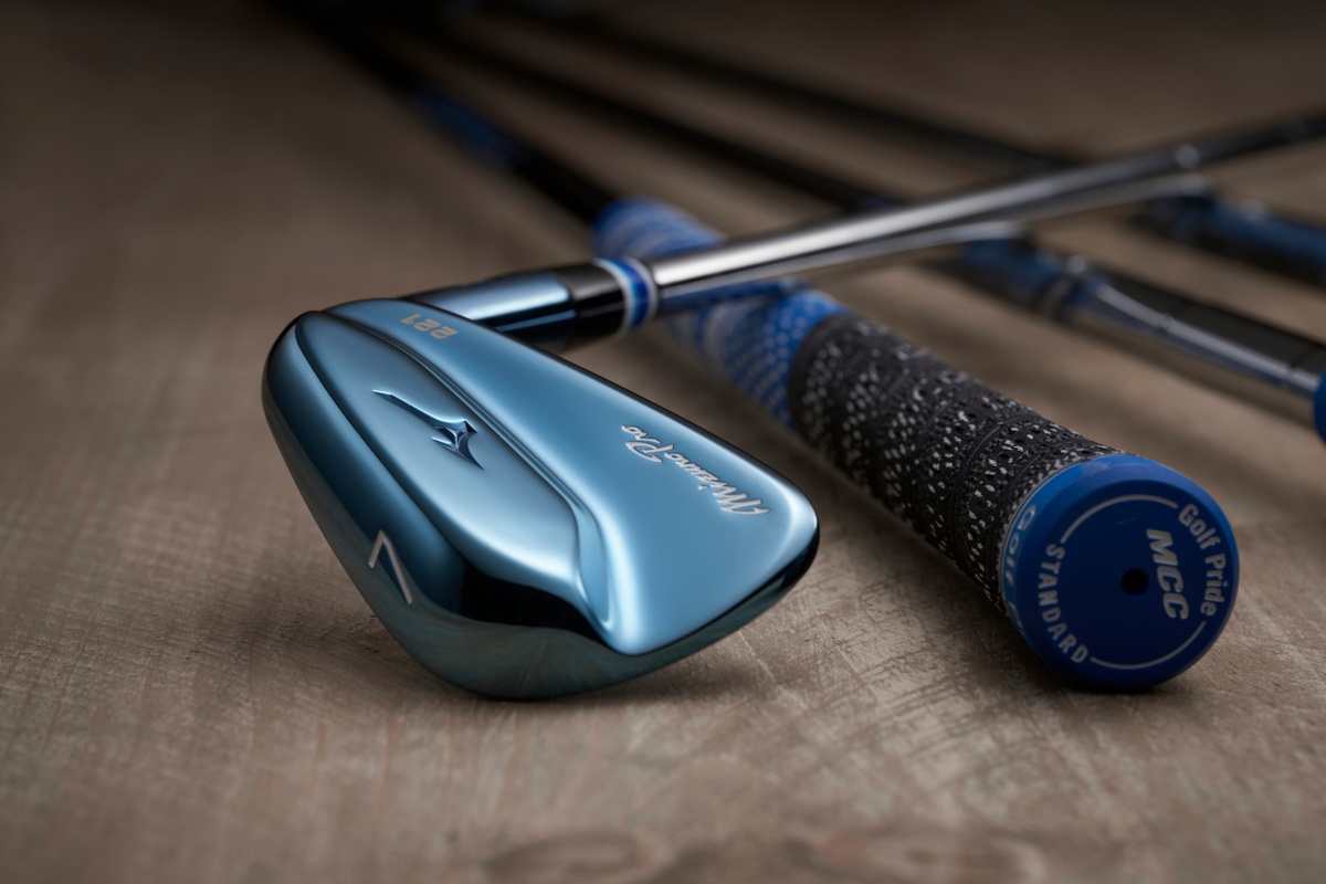 新品(限定) Miwzuno Pro 221 リミテッドブルー　4〜PW Mizuno Pro 221 Limited Edition Blue IP, 4-PW – Mizuno Golf